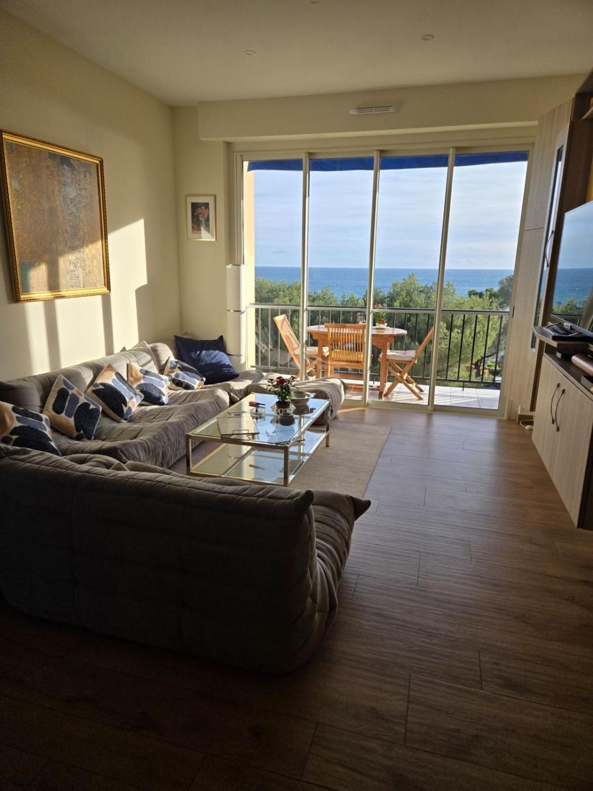 Le Chateau - Parc Santa Lucia Saint-Raphael (Var)